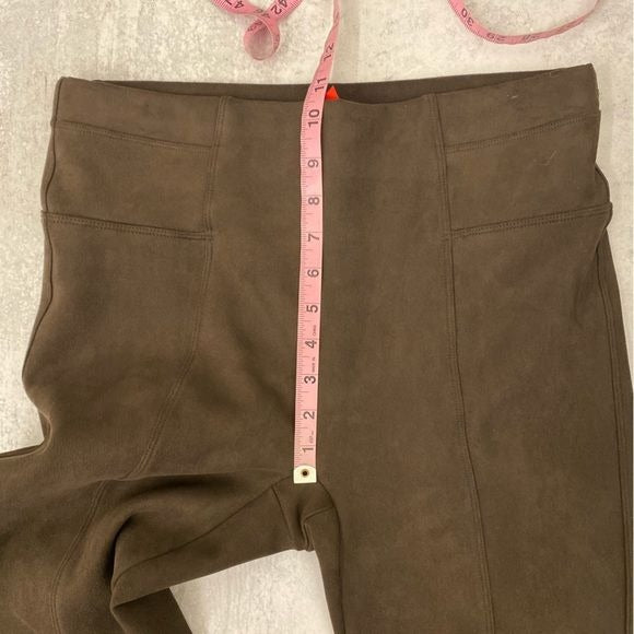 Spanx || Faux Suede Leggings in Dark Brown Large