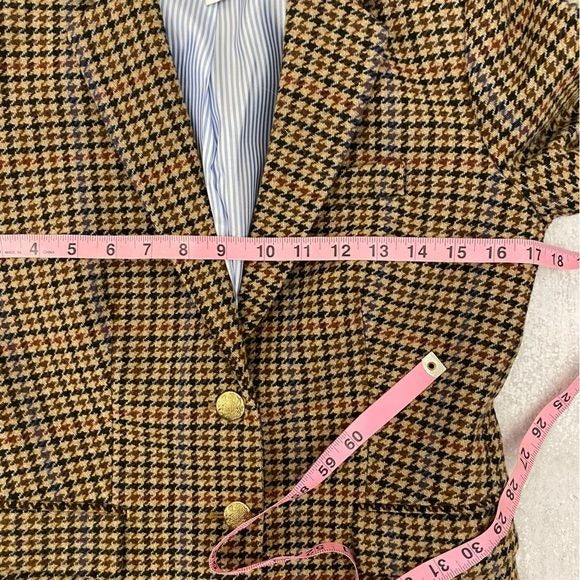 J.Crew || Wool-Blend Schoolboy Blazer in Houndstooth Tan 0