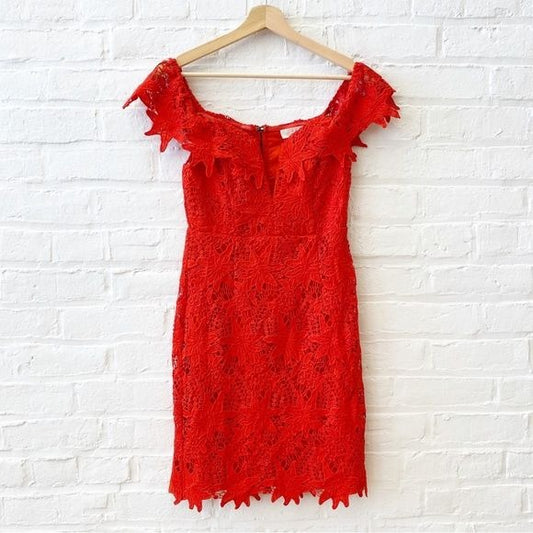 ASTR the Label || Daniela Dress Lace V-Neck Red Small