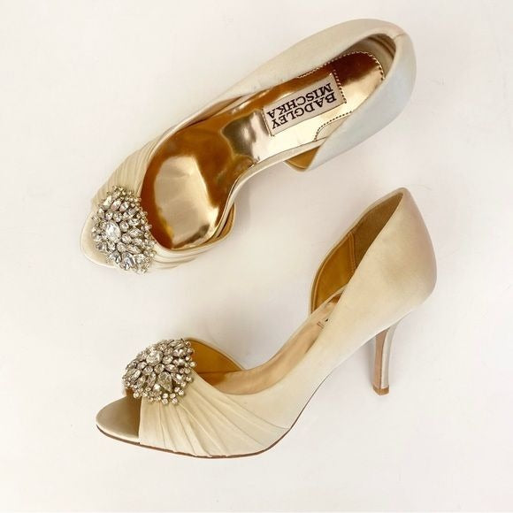 Badgley Mischka || Pearson d'Orsay Pumps Bridal Jeweled Satin Ivory Cream 6.5