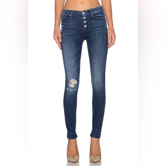 MOTHER || The Pixie Jean in Echoes Distressed Blue 24