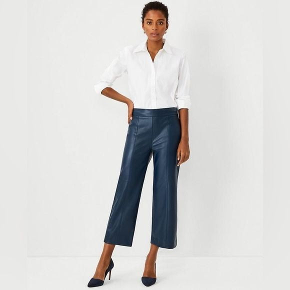 Ann Taylor || Faux Leather Easy Straight Crop Pant Teal 6