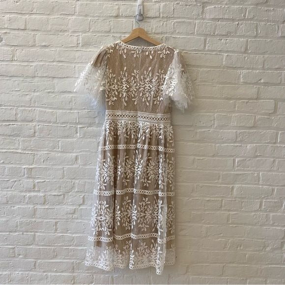 Ivy City Co. || Venice Dress Flutter Sleeves Lace Midi Dress White Champagne S