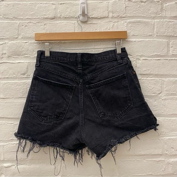 Abercrombie || 4” Mom Short High Rise Curve Love Raw Hem Black 26 / 2