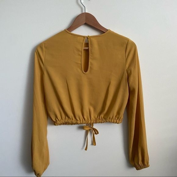 Aritzia || Wilfred Eleanora Blouse Cinched Crop Mustard Gold Yellow XXS