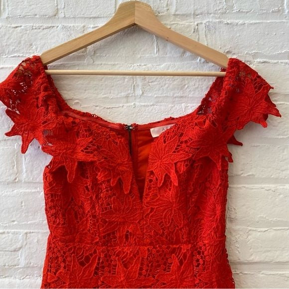 ASTR the Label || Daniela Dress Lace V-Neck Red Small