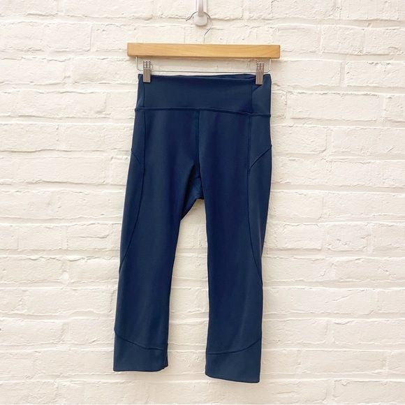 Lululemon || In Movement Crop Everlux 19" Leggings in Nocturnal Teal 6