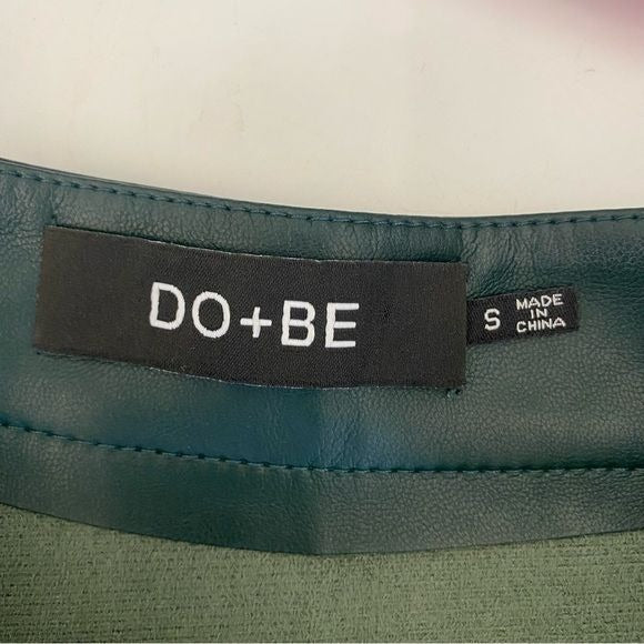 DO+BE || Faux Leather Mini Skort Hunter Green Small