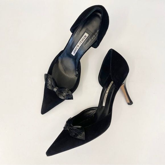 Manolo Blahnik || Burola D’orsay Pumps Heels Black Suede with Bow 38.5