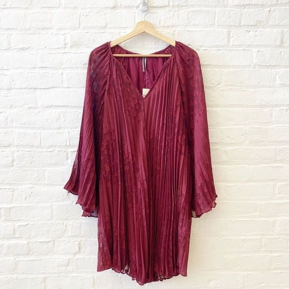 Anthropologie || Toulon Pleated Swing Dress Burgundy Medium NWT