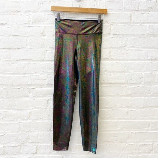 Heroine || Marvel Legging Black Oil Slick Shimmer Metallic Small