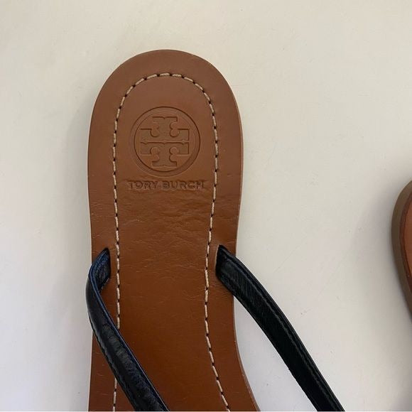 Tory Burch || Terra Leather Thong Sandal Flip Flop Logo Black Gold 8