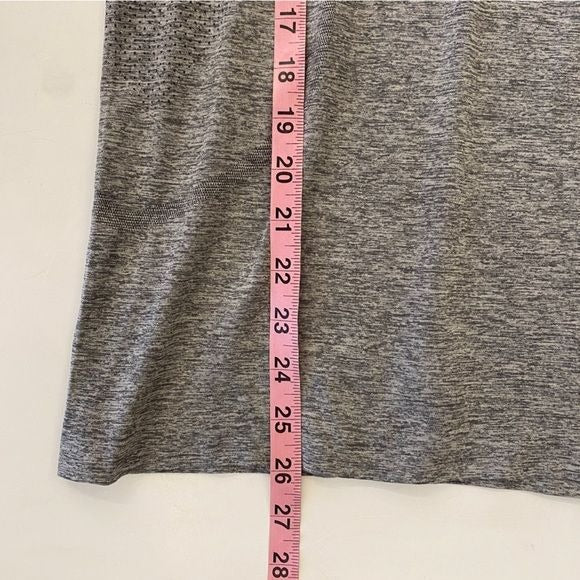 Lululemon || Swiftly Tech Short Sleeve Tee Top Heather Gray 4