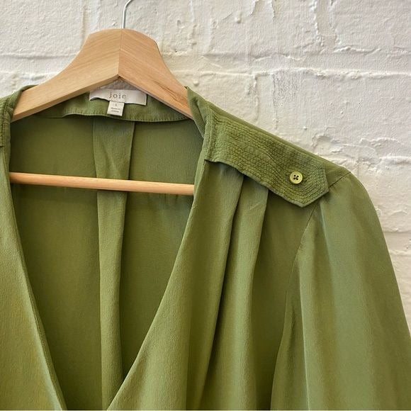 Joie || Cadell Blouse in Fauna Green L