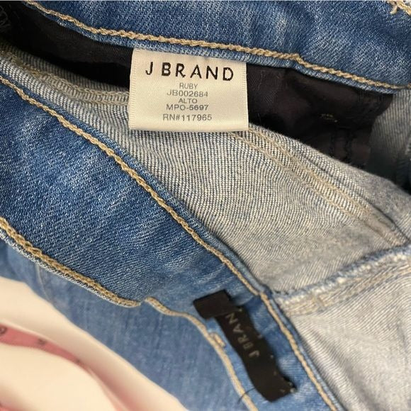 J Brand || Ruby Jeans in Alto Wash Straight Crop Blue 29