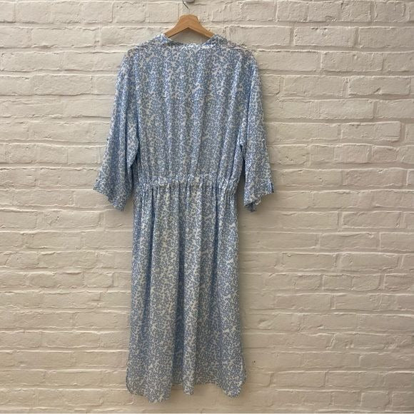 Beau & Ro || The Every Dress in Blue Ditsy Floral XL