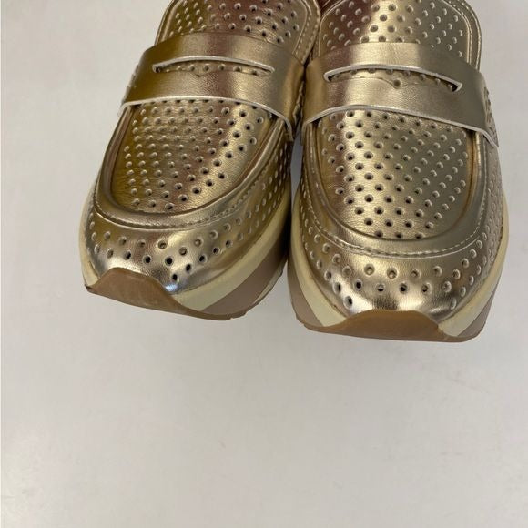 Dolce Vita || Janine Slip-On Platform Loafer Sneaker Perforated Softwaves Gold 8