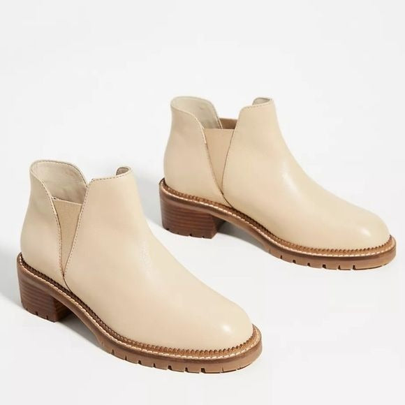 Anthropologie || Seychelles Heart of Gold Ankle Booties Off White Ivory 6.5