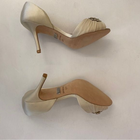 Badgley Mischka || Pearson d'Orsay Pumps Bridal Jeweled Satin Ivory Cream 6.5