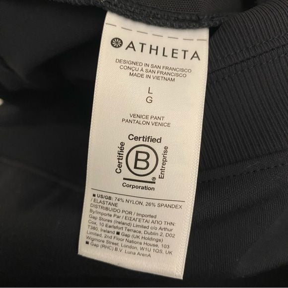 Athleta || Venice Flare Pant Black Large