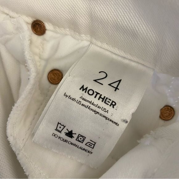 MOTHER || High Waisted Looker Ankle Fray Jeans in Glass Slipper White 24