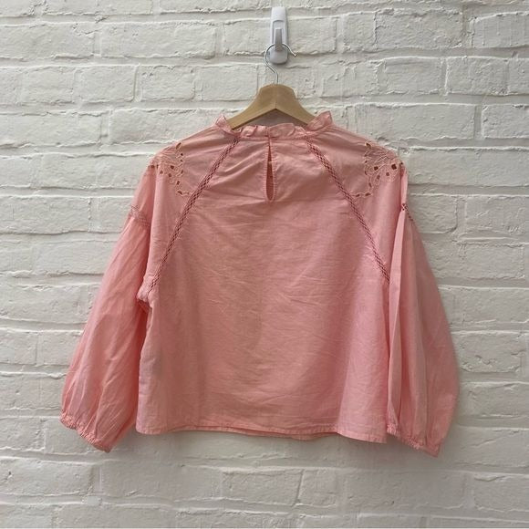 Zara || Embroidered Eyelet Blouse in Chalk Pink Puff Sleeve Medium