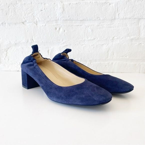 Everlane || The Day Pump in Navy Blue Suede Italian Made 10