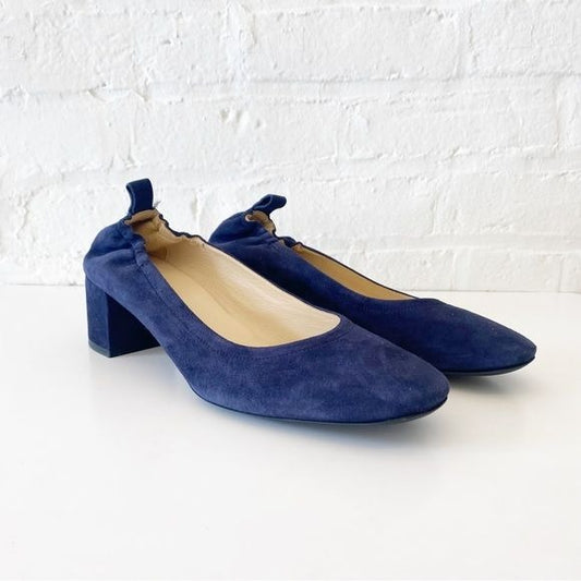 Everlane || The Day Pump in Navy Blue Suede Italian Made 10