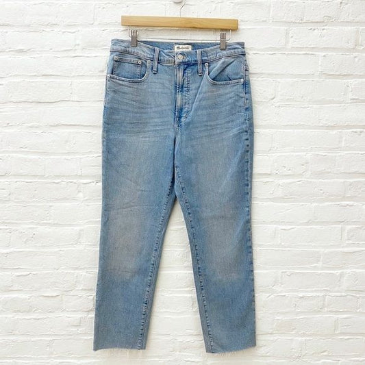 Madewell || The Perfect Vintage Jean Raw Hem in Ellicott Wash Medium Blue 30