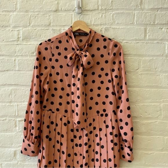 Zara || Pleated Polka Dot Shirtdress Midi Dress Pussybow Tie Neck Pink Black XS