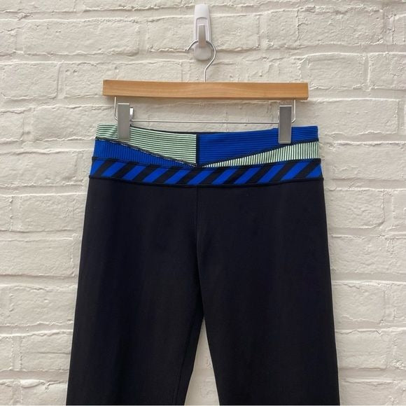 Lululemon || Reversible Groove Pant Full-On Luon Black / Quilt Winter Blue 8