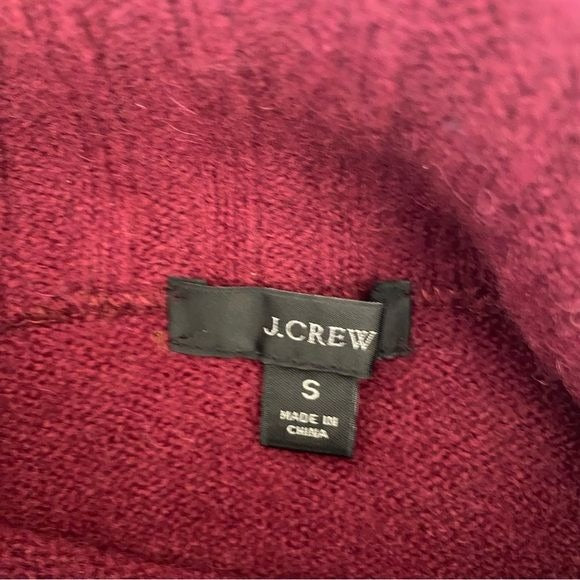 J. Crew || Mockneck Sweater in Supersoft Yarn Isabel Burgundy Red Small