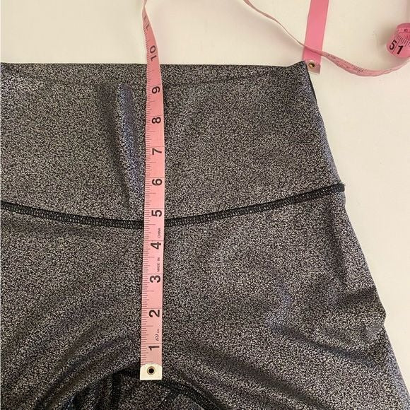 Lululemon || Wunder Under High-Rise Tight 28"Luminosity Foil Print Black Silver