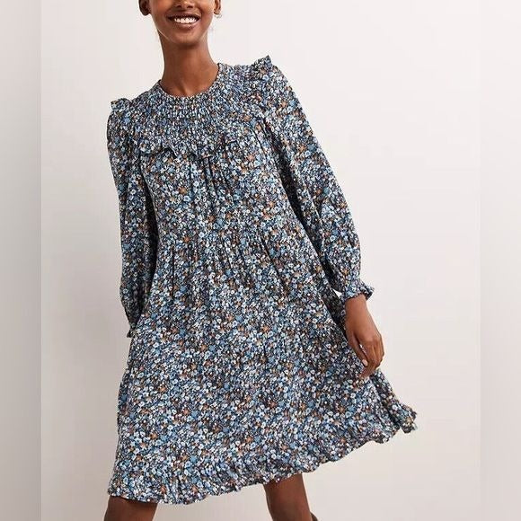 Boden || Smocked Yoke Tiered Long Sleeve Dress Ditsy Floral Blue 8