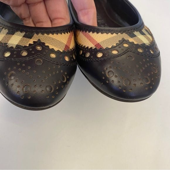 Burberry || Leather Haymarket Tudor Ballerina Flat Brogue Nova Check Brown 37