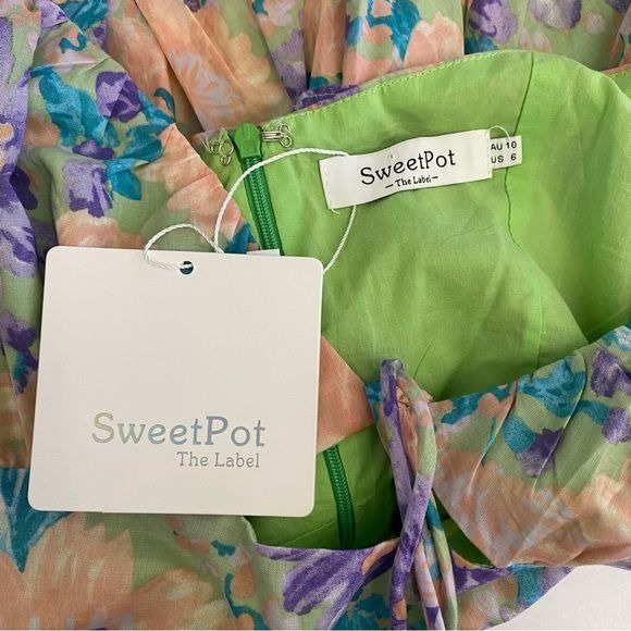 Sweet Pot the Label || Ruffle Tiered Mini Dress Keyhole Romper Floral US 6 NWT