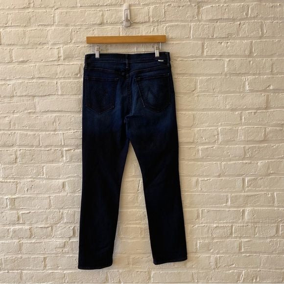 MOTHER || The Mid Rise Dazzler Ankle Jeans in Now Or Never Stretch Dark Blue 30