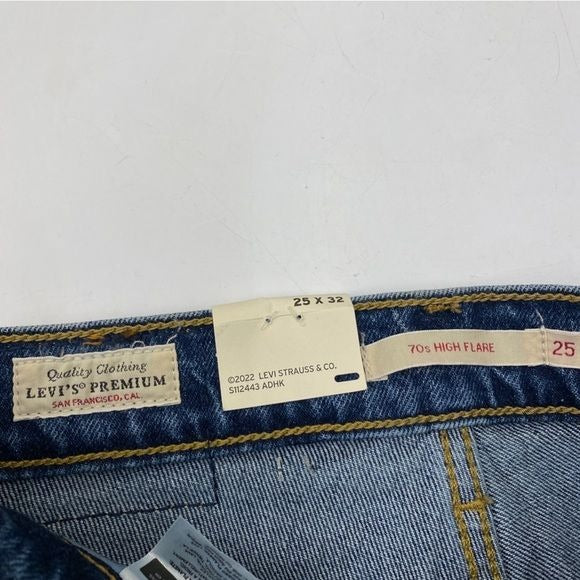 Levi’s || Premium 70’s High Flare Jeans Distressed Blue 25 x 32 NWT