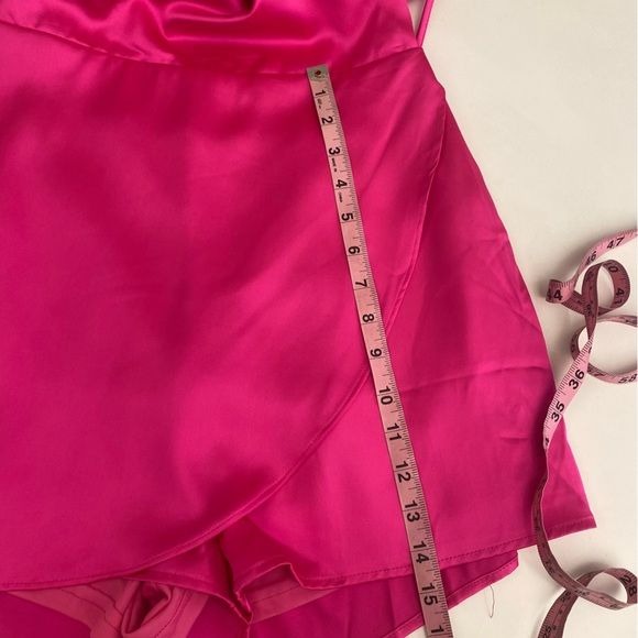 Lulus || Diva Destiny Hot Pink Satin Backless Halter Romper Medium NWT