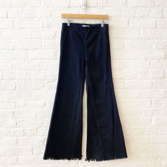 Free People || Pull On Flares Raw Hem Washed Black 26