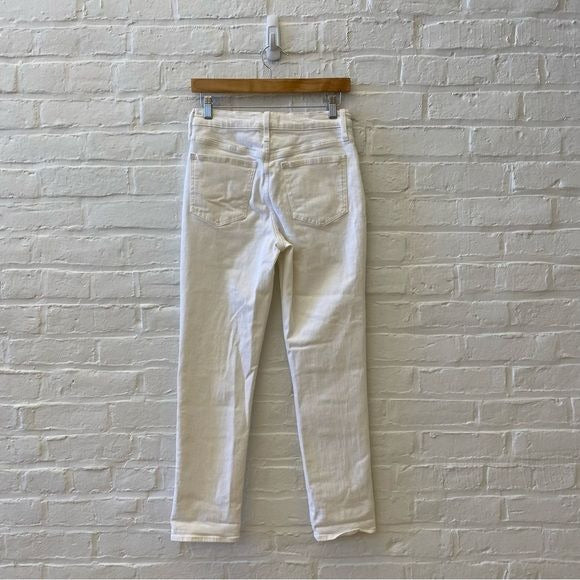 Madewell || The High-Rise Perfect Vintage Jean in Tile White 25