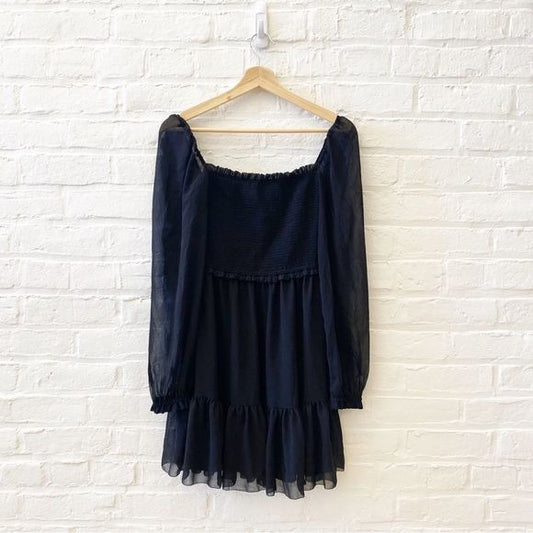 Aritzia || Wilfred Tempest Mini Dress Smocked Black Small