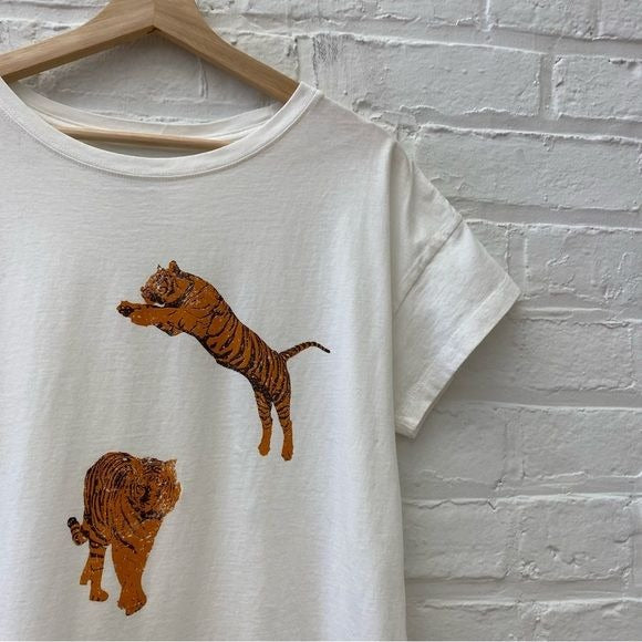 Vintage Canvas || Tiger Boxy Graphic Tee White Small