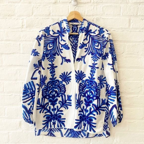 Zara || Blue and White Printed Blouse Top XS