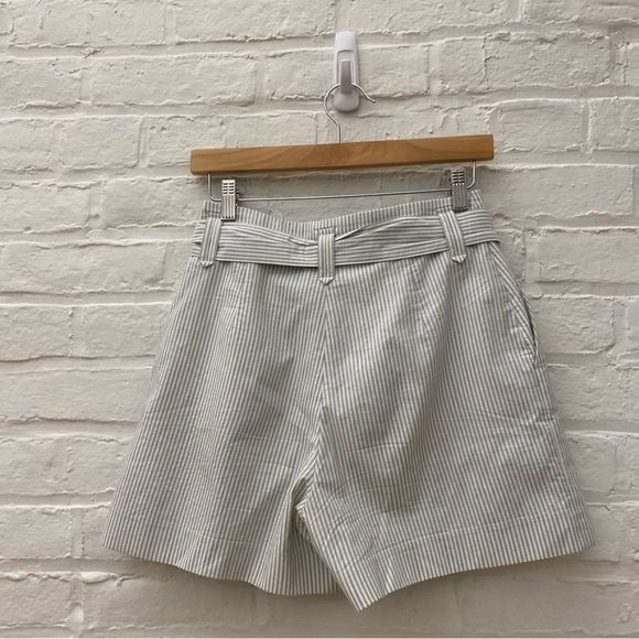 Sezane || Lucas Belted Paperbag Shorts in Seersucker Blue Ecru Ivory 36 US 4