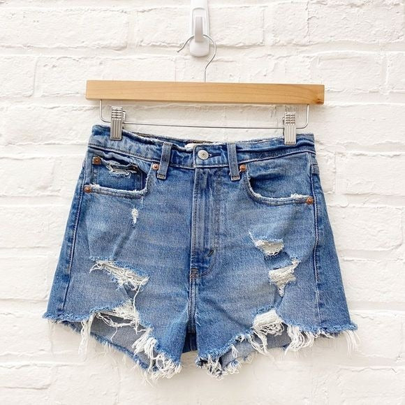 Abercrombie || 4” Mom Short High Rise Distressed Raw Hem Blue 24 / 00