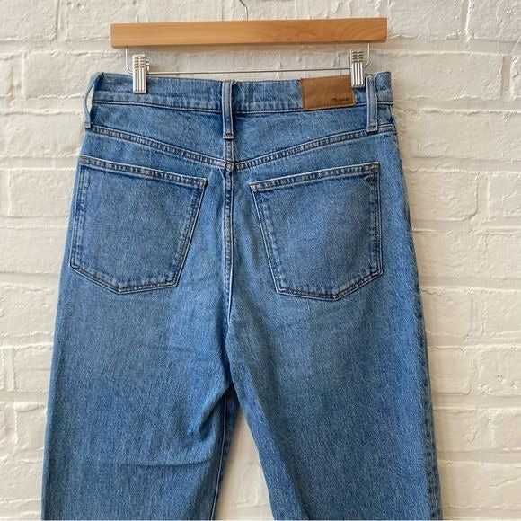 Madewell || The Perfect Vintage Straight Jean in Hoye Wash Blue 28