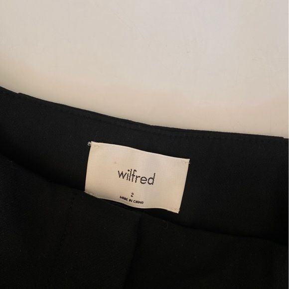 Aritzia || Wilfred Crepe Ankle Trouser Creased Black 2