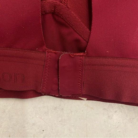 Lululemon || Fine Form Sports Bra Star Ruby 34D