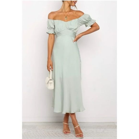 Petal + Pup || Mickenna Off the Shoulder Ruffle Midi Dress Light Green US 6